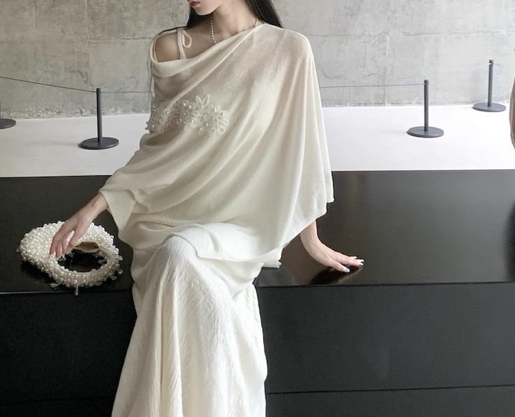 Tie Shoulder Plain Floral Applique Maxi A-Line Dress / Cape