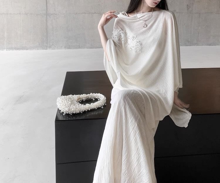 Tie Shoulder Plain Floral Applique Maxi A-Line Dress / Cape