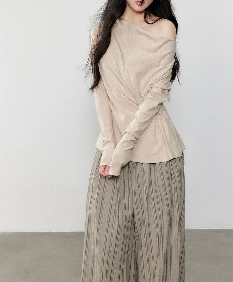 Long Sleeve Cowl Neck Plain Ruched Top / High Waist Striped Wide Leg Pants
