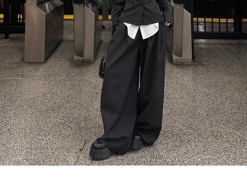 Pinstriped Peak-Lapel Double-Breasted Blazer, Baggy High-Waist Pants & Plain Collared Shirt