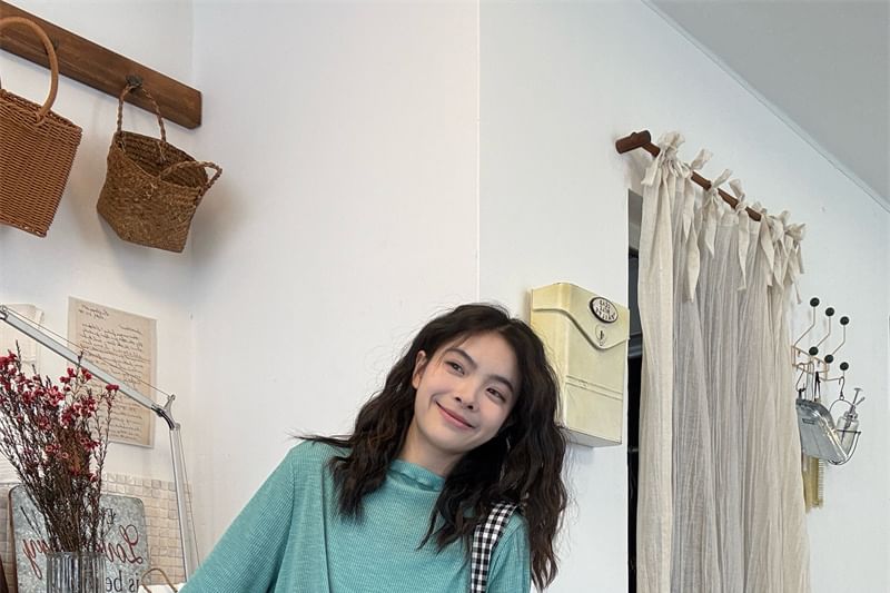 Asymmetrical Frill Trim Solid T-Shirt with Long Sleeves
