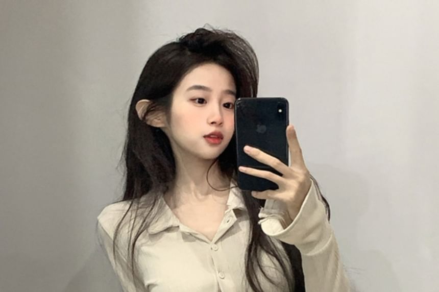 Collared Long Sleeve Button-Up Solid Slim Fit Top