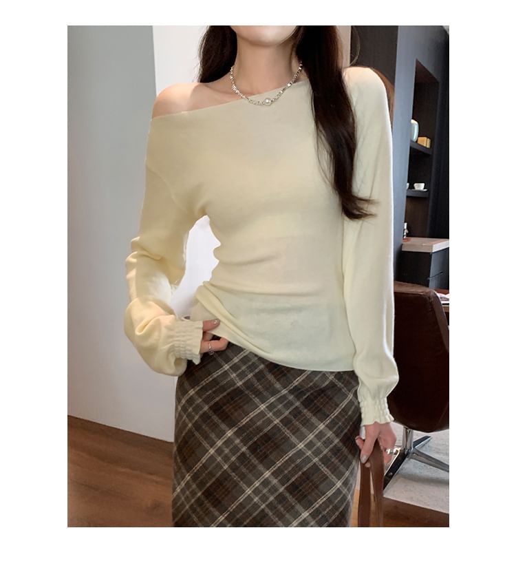 One-Shoulder Long-Sleeve Plain Knit Top