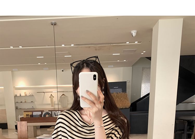 V-Neck Short-Sleeve Striped Top