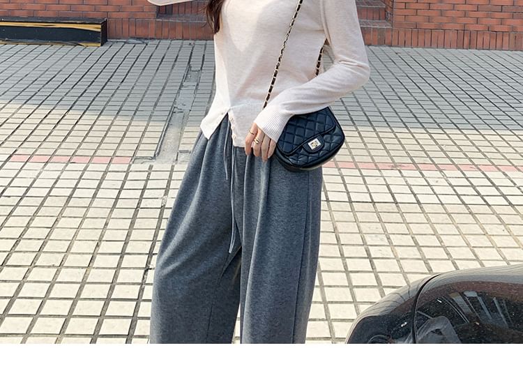 Round-Neck Long-Sleeve Plain Button-Slit Knit Top