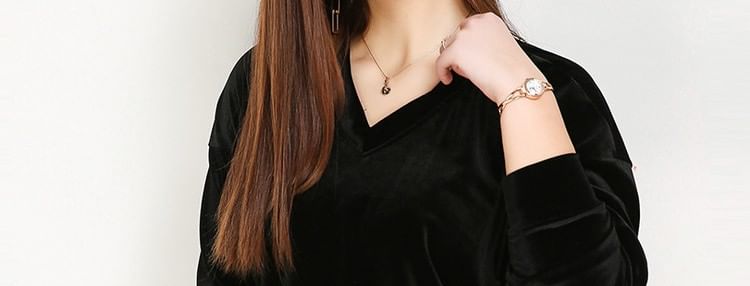 Velvet V-Neck Sweatshirt, Solid Color, Soft Texture, Relaxed Fit