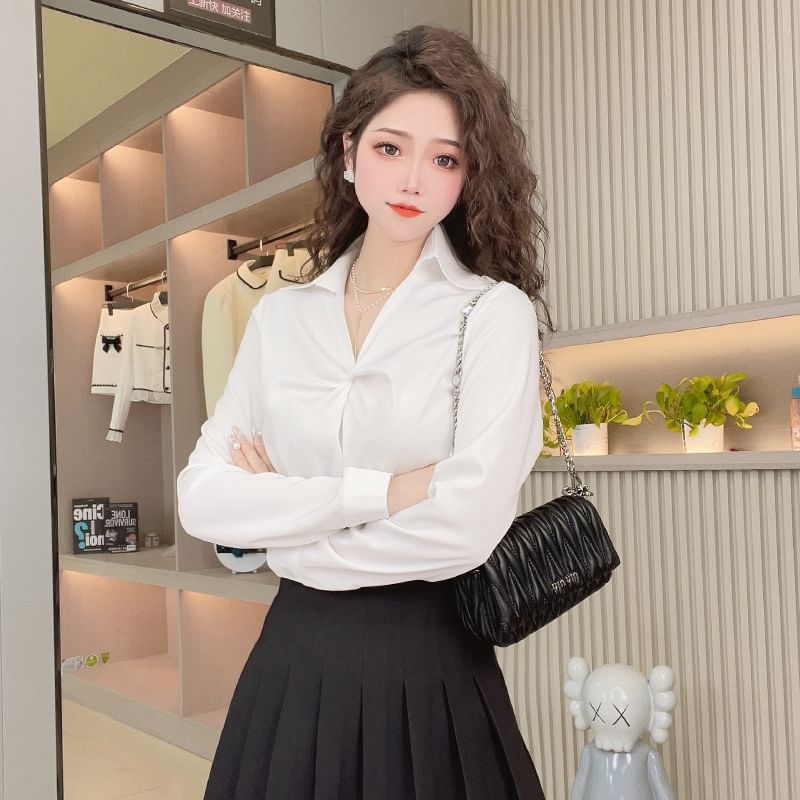 Long Sleeve Twisted Solid Shirt