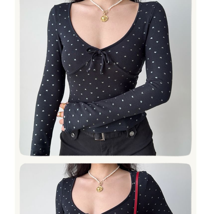 V-Neck Long Sleeve Bow Print Slim Fit T-Shirt