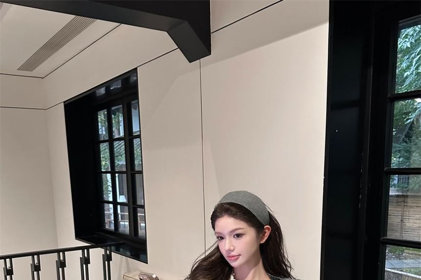 Plaid Tweed Jacket / Long-Sleeve Plain Blouse / Mini Skirt