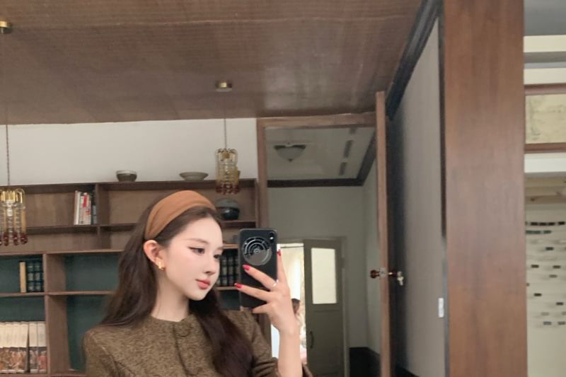 Button-Up Tweed Jacket / Mini Skirt / Belt / Set