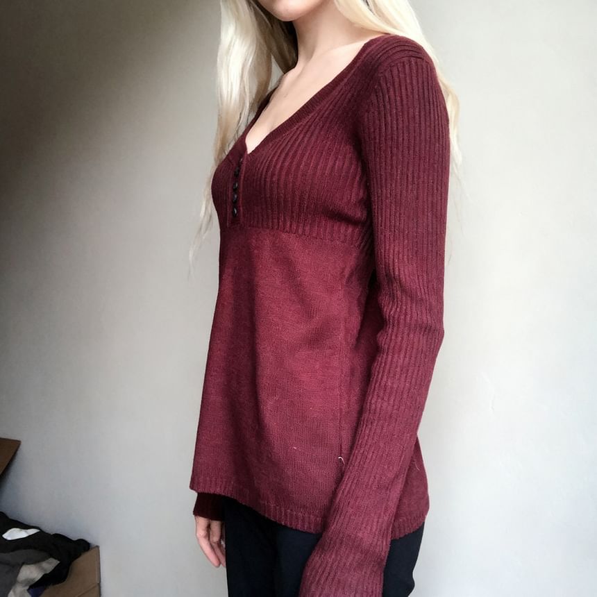 Plain V-Neck A-Line Long Sleeve Knit Top