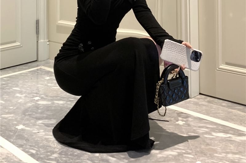 Long-Sleeve Off Shoulder Sequined Slit Maxi Mermaid Dress