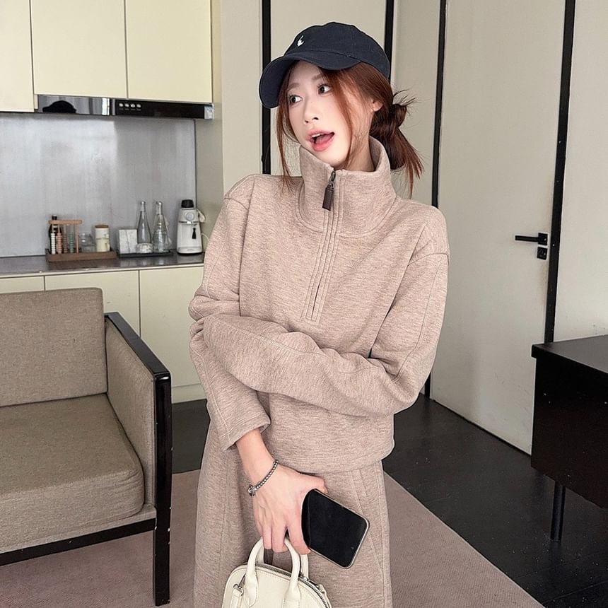 Zip-Up Jacket, Mock Neck Half Zip Cropped Pullover, and High Rise Baggy Pants