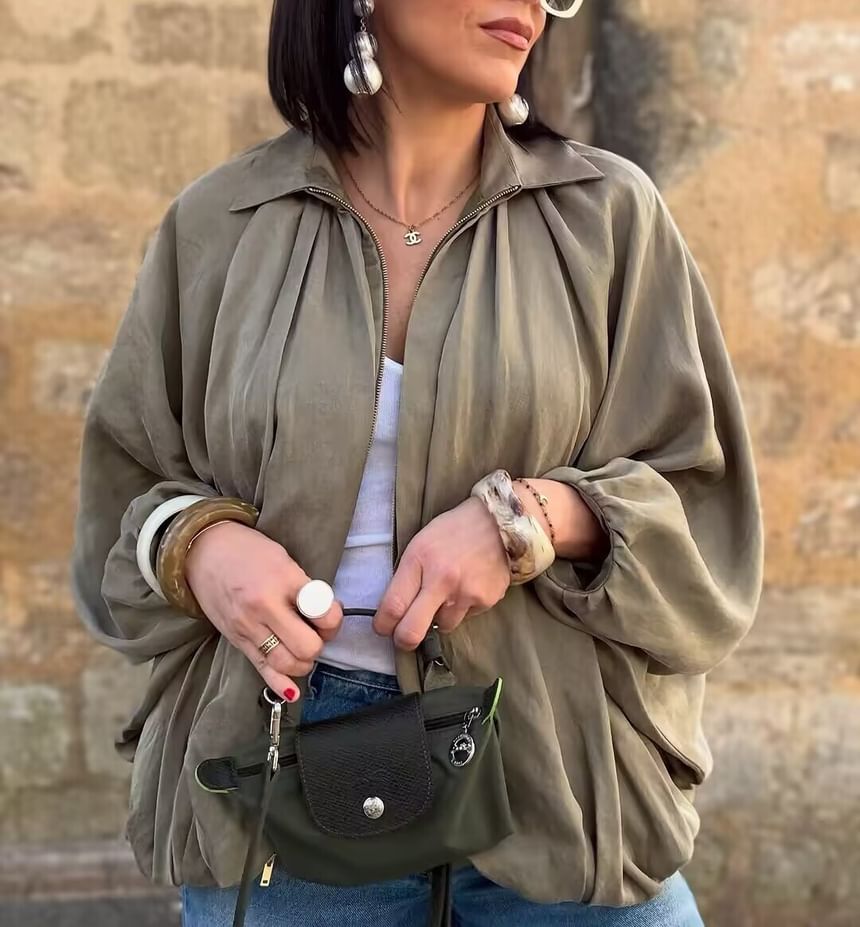 Plain Puff Sleeve Loose-Fit Blouse