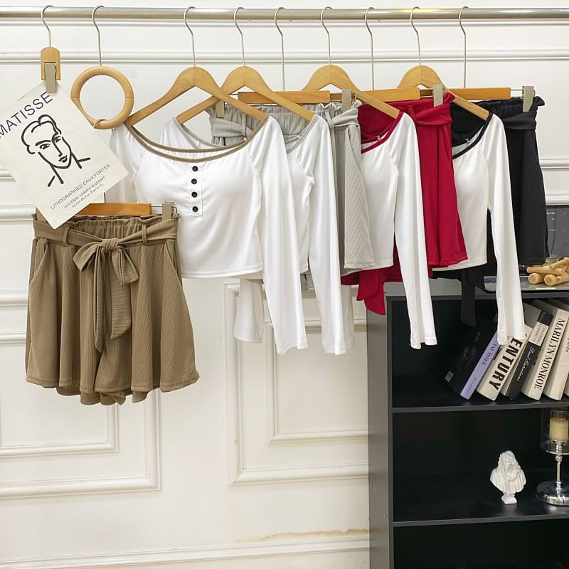 Off-Shoulder Padded Crop Tee & High Waist Wide Leg Shorts Set