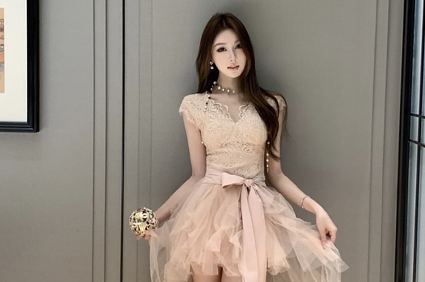 Cap-Sleeve V-Neck Lace Panel Tie Waist Mesh High Low A-Line Dress / Crew Neck Button-Up Tweed Crop Jacket / Set