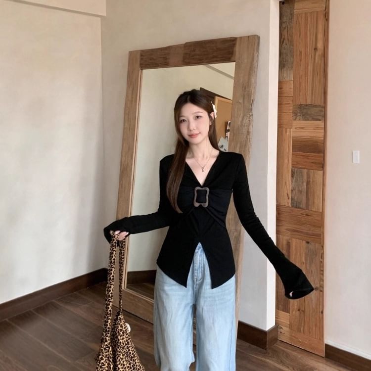 Plain Notch Neck Buckled Slit Slim Fit Long-Sleeve T-Shirt