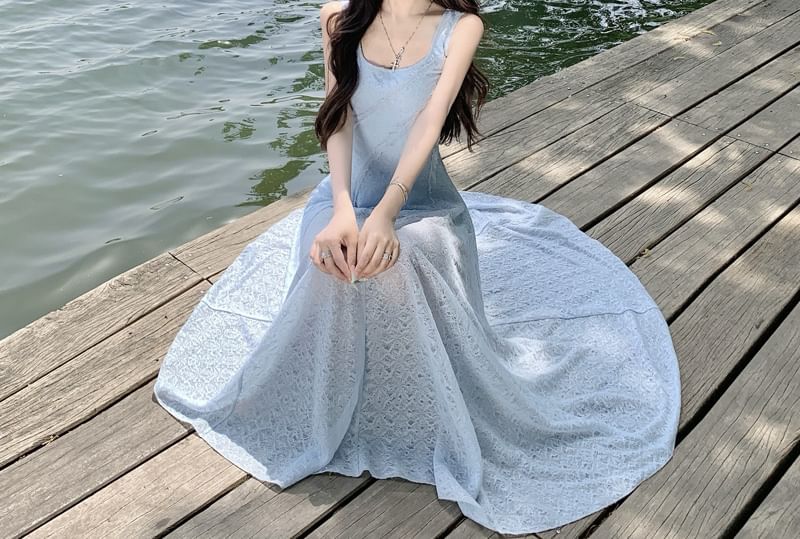 Sleeveless Lace Maxi A-Line Dress