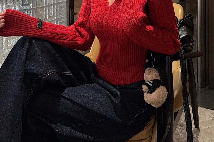 Long Sleeve V-Neck Hooded Cable Knit Cropped Top