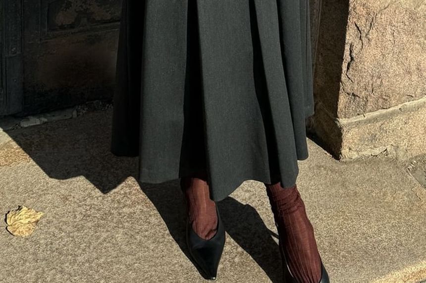 Pleated A-Line Midi Skirt High Waist