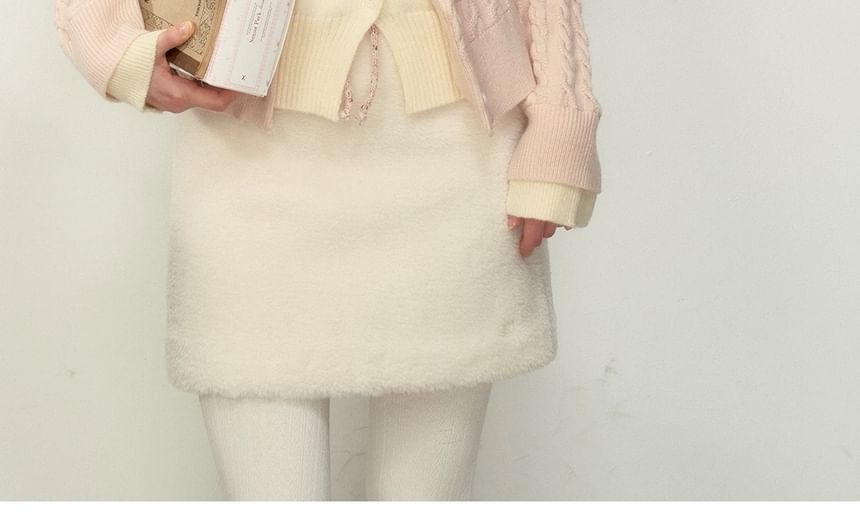 Mock Two-Piece Plaid Collar Bow Cable Knit Cardigan