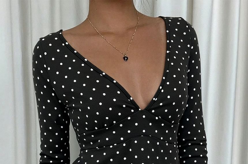 Polka Dot Peplum Crop Top with V-Neck & Long Sleeves