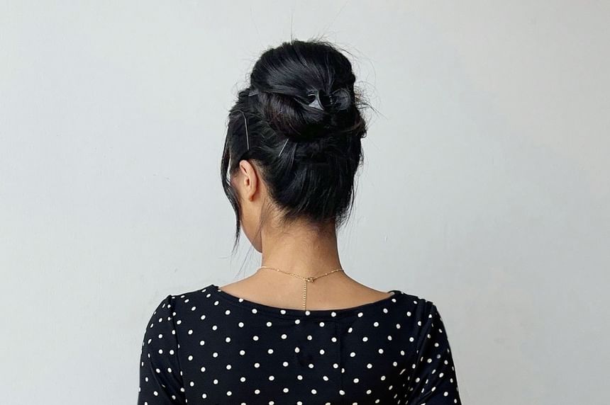 Polka Dot Peplum Crop Top with V-Neck & Long Sleeves