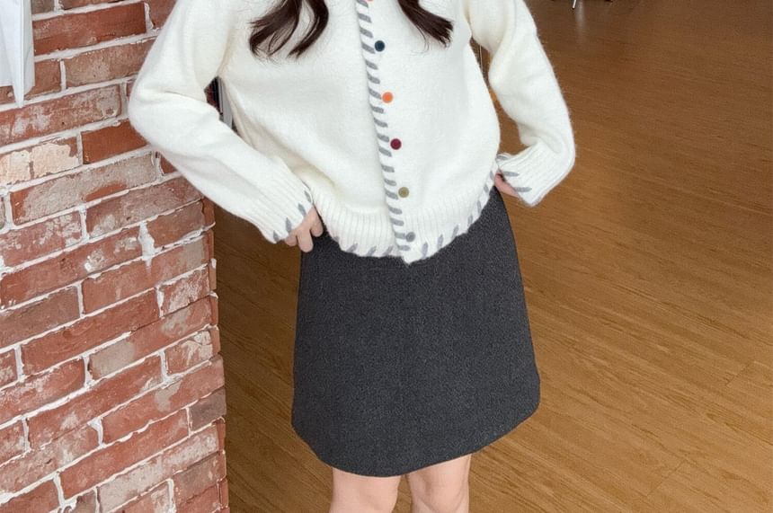 Contrast Stitching Button-Up Cardigan