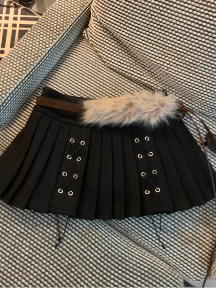 High Rise Mini Pleated Skirt