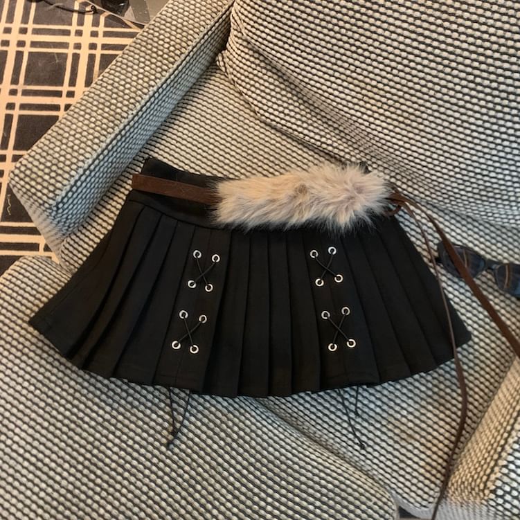 High Rise Mini Pleated Skirt