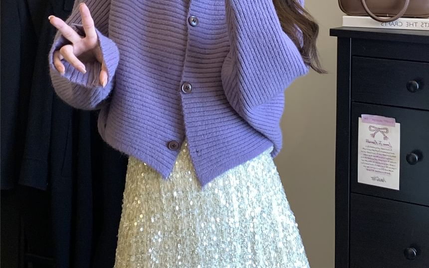 Crew Neck Button-Up Plain Crop Cardigan