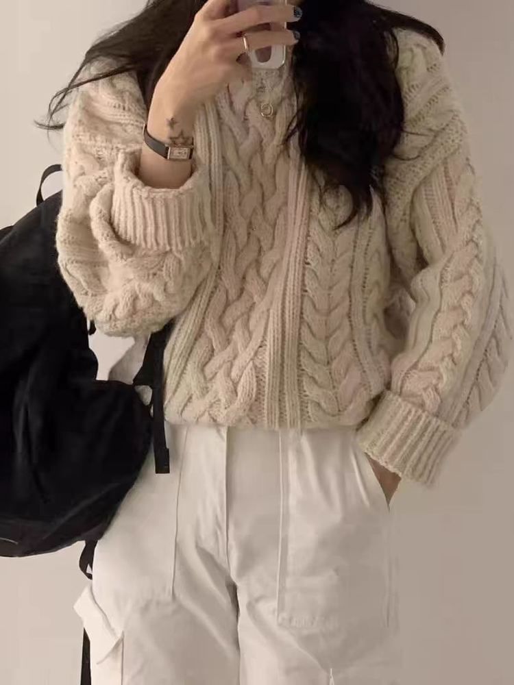 Cable Knit Crew Neck Pullover Sweater
