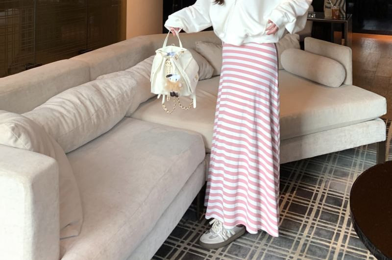 V-Neck Plain Pullover / Spaghetti Strap Striped Maxi A-Line Dress