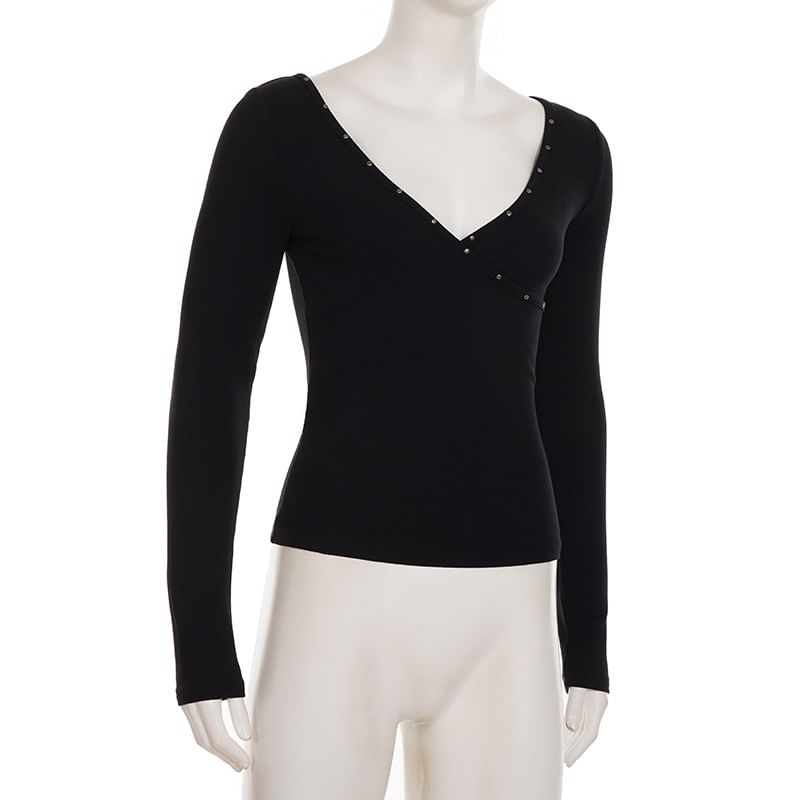 Studded V-Neck Fitted Long-Sleeve Tee