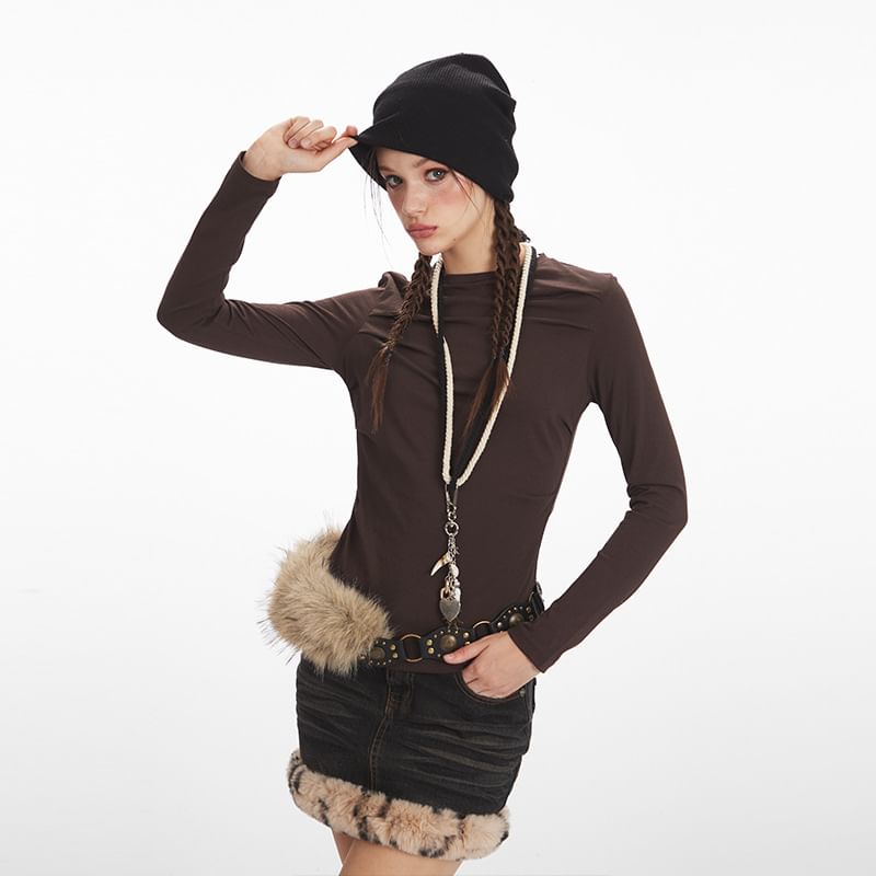 Crew Neck Ruched Fitted Long-Sleeve Tee