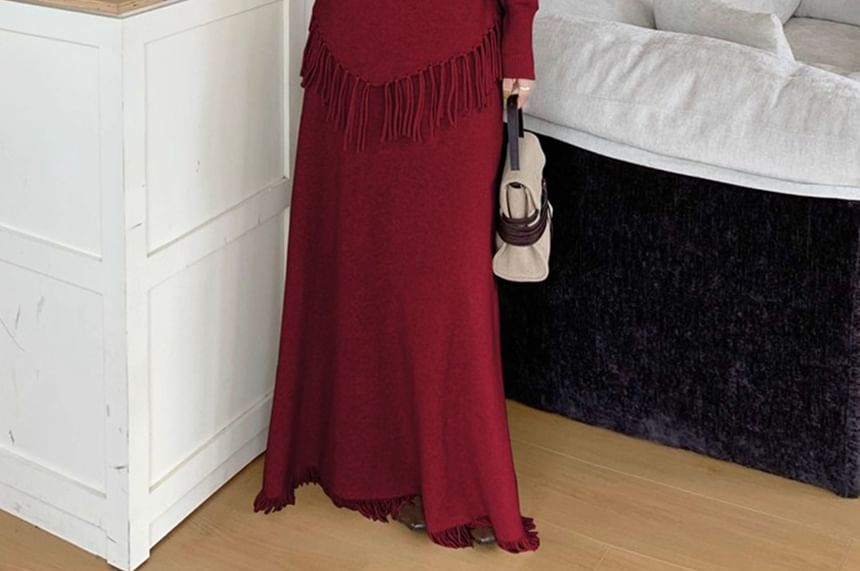 Set: Fringed Hem Sweater with Mock Neck and Maxi A-Line Skirt