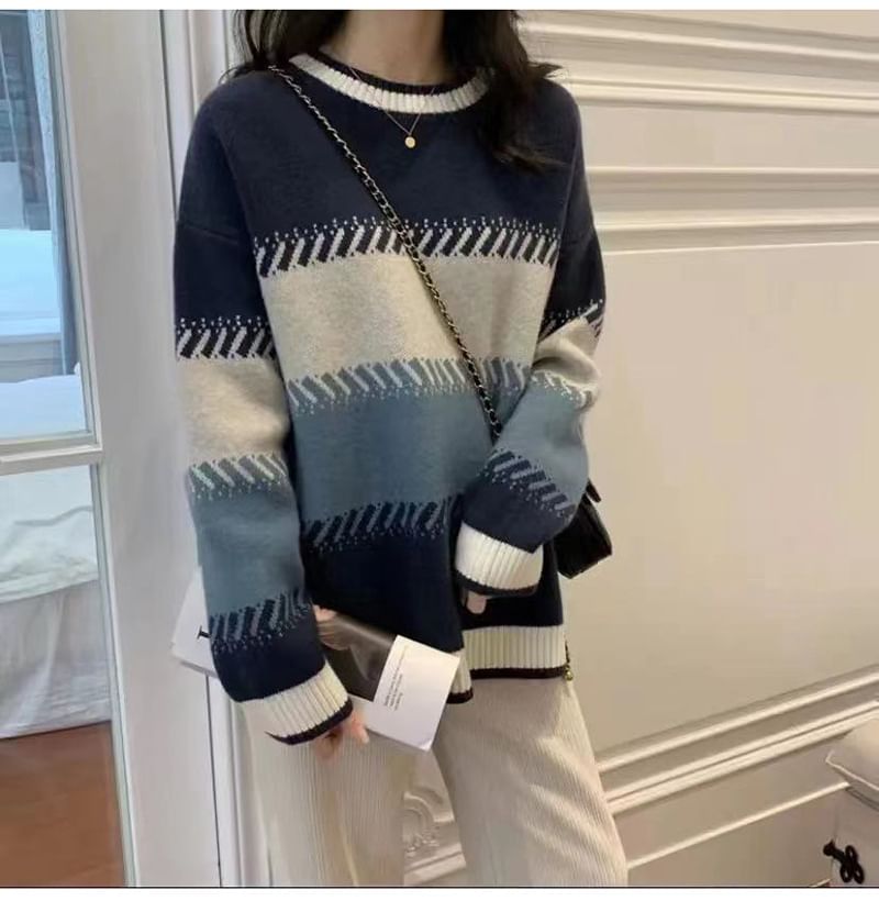 Color Block Round Neck Pullover Sweater