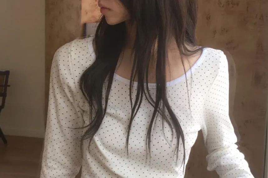 Long Sleeve Polka Dot Fitted Tee