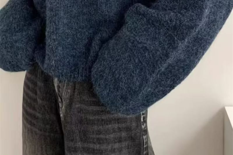 Relaxed V-Neck Drop Shoulder Knitwear