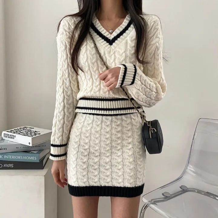 Matching Set: Striped Cable Knit V-Neck Sweater & High-Waist Pencil Skirt