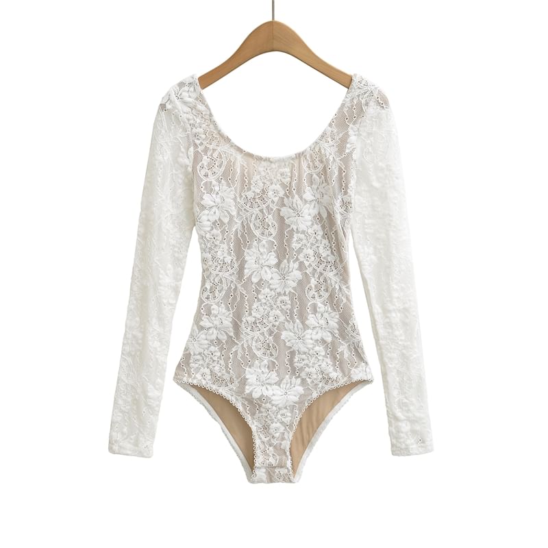Lace Overlay Long-Sleeve Bodysuit with Scoop Neckline