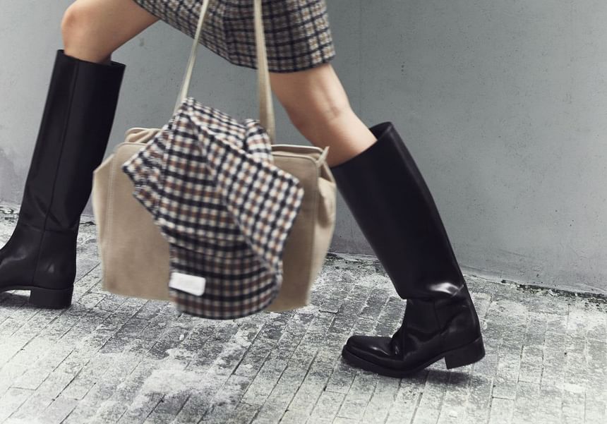 Contrast Collar Plaid Wool Jacket & Mini Skirt Set
