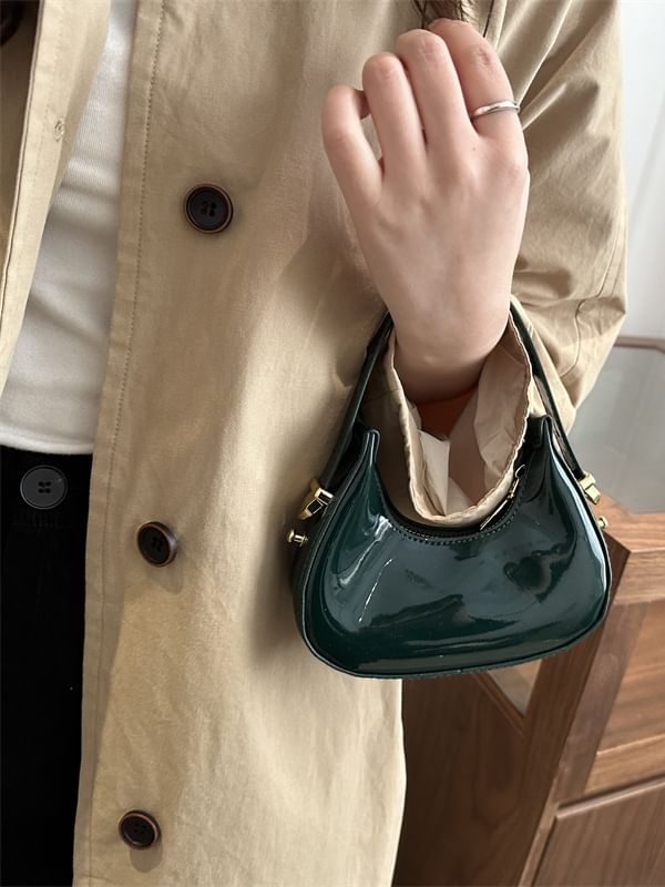 Plain Faux Leather Zip Shoulder Bag