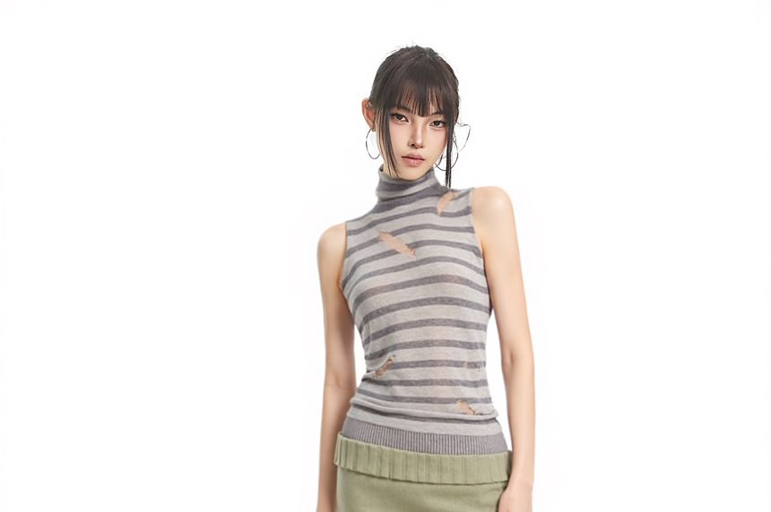Distressed Striped Tank, Open Cardigan & Low-Rise Pencil Skirt Set