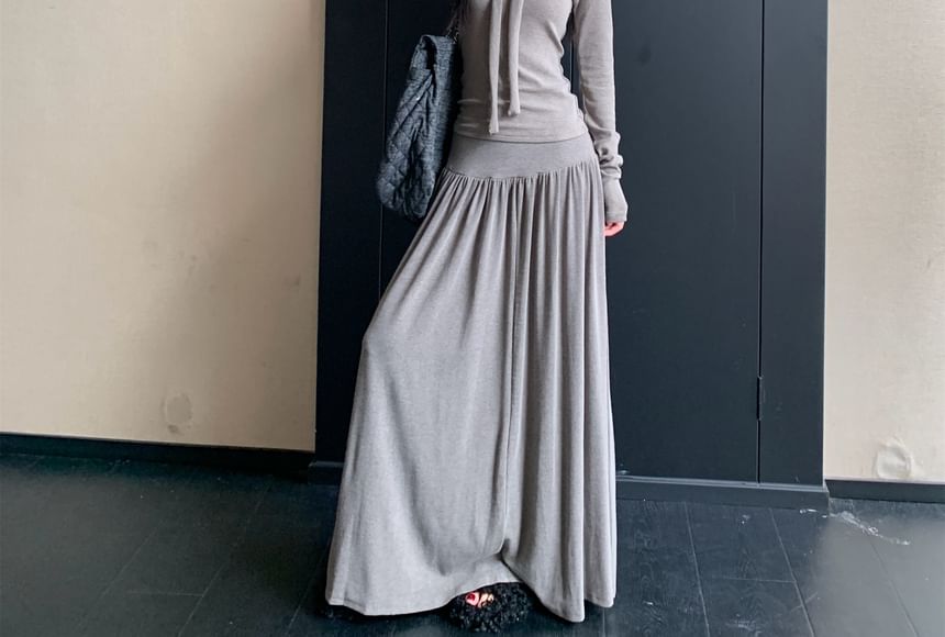 Off-Shoulder Tie Front T-Shirt & Ruched Maxi Skirt Set