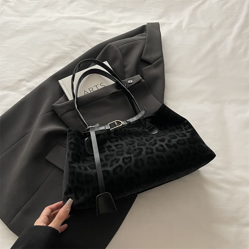 Leopard Print Buckled Shoulder Bag