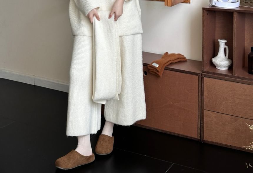 Round Neck Sweater with Cropped Wide-Leg Knit Pants and Scarf
