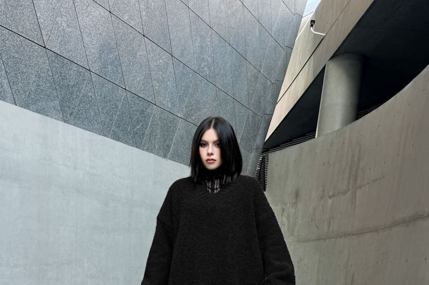 V-Neck Plain Knit Sweater