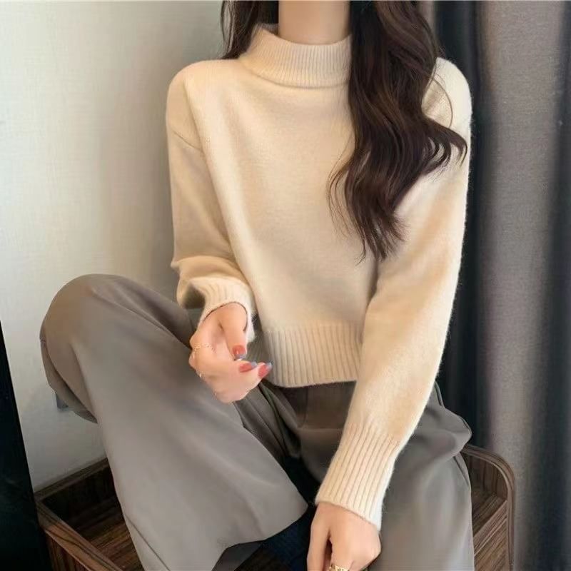 Mock Neck Crop Sweater with Drop Shoulder and Plain Design