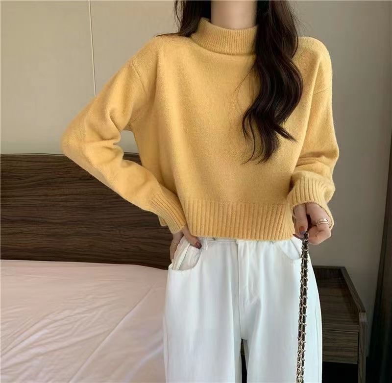 Mock Neck Crop Sweater with Drop Shoulder and Plain Design